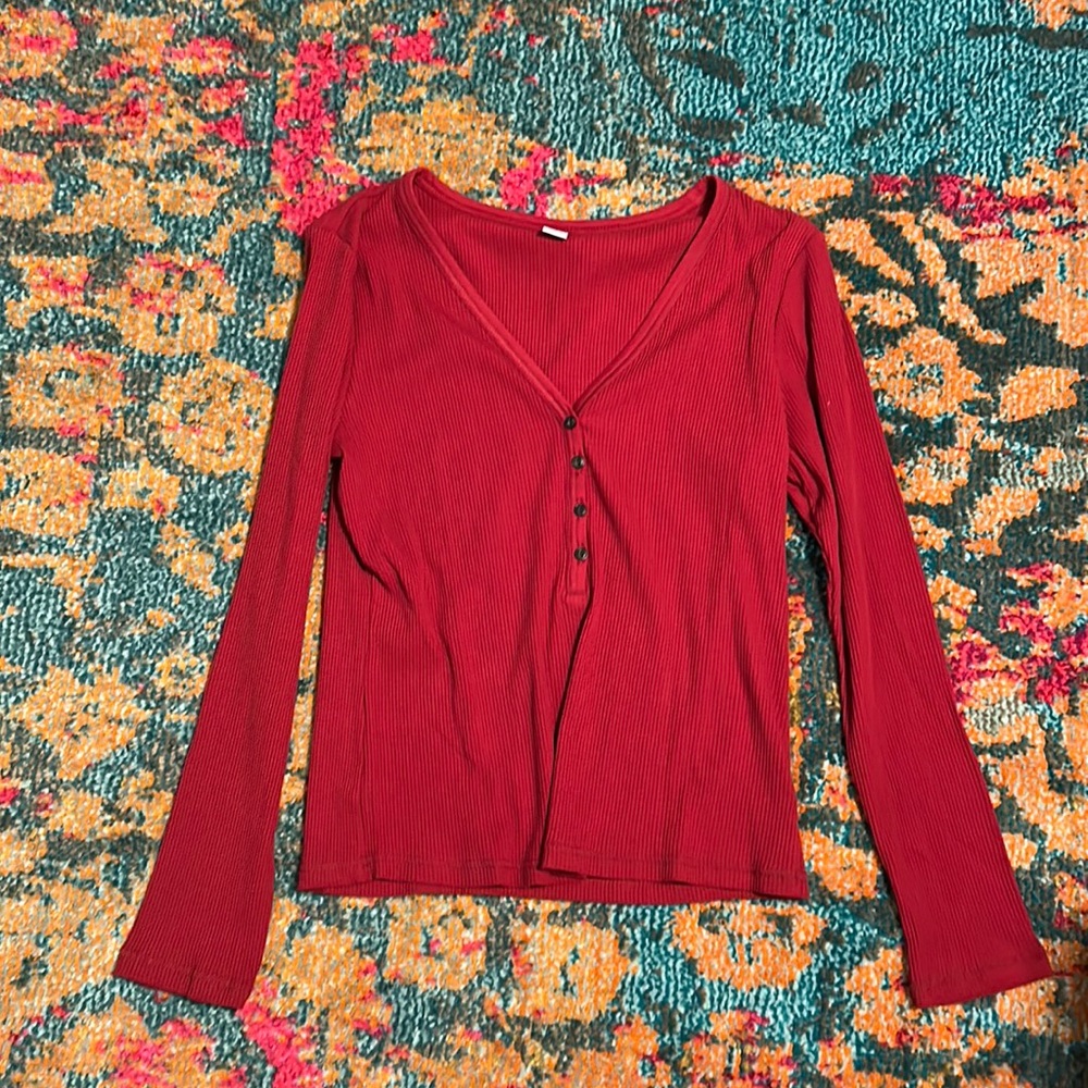 Long sleeve ribbed maroon sweater size L